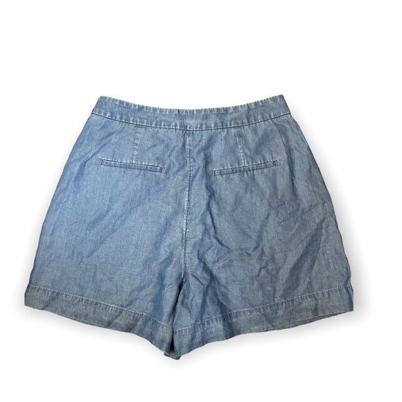 ANN TAYLOR WOMEN'S CHAMBRAY DRAPEY SHORTS 4 - Picture 2 of 3
